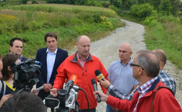 Asfaltiranje posljednja 3 kilometra od 656 km županijskih cesta