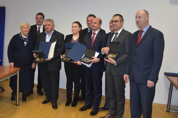 Vetropack Straža, ZMH Horvat i Kamenolom Gorjak dobitnici Zlatne kune, OMCO-u Croatia Kristalna plaketa