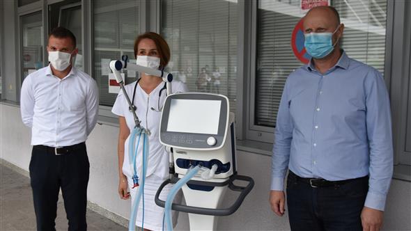 Nabavljena 2 respiratora i 6 monitora za OB Zabok