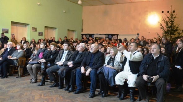 U punoj dvorani Doma kulture održan koncert Božić vu Trgovišću