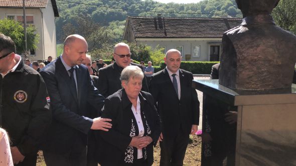 OTKRIVENA BISTA BOŽIDARU BRUMENU