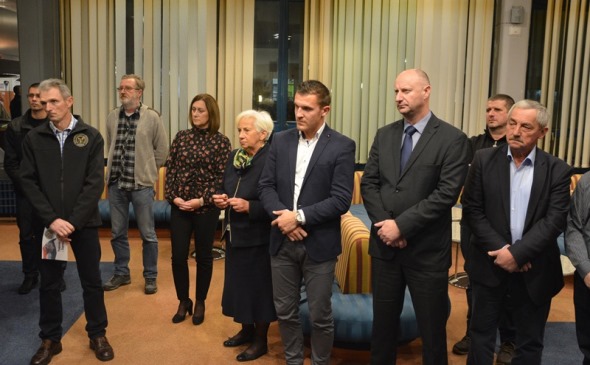 Otvorena izložba učeničkih radova o Domovinskom ratu