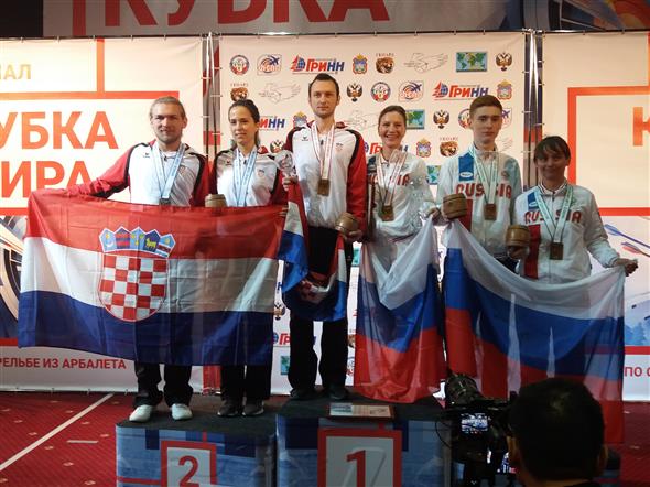Hrvatska streljačka reprezentacija u disciplini samostrel field na finalu Svjetskog kupa u Rusiji  osvojila zlato i dva srebra.
