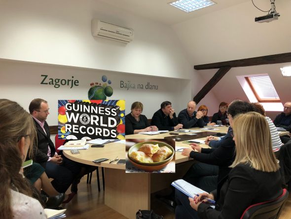 ŠTRUKLI ZA GUINNESSOVU KNJIGU REKORDA