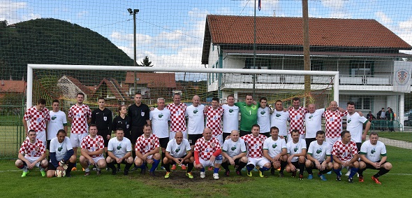 U Pregradi odigrana utakmica reprezentacije hrvatskih svećenika i veterana NK Pregrada
