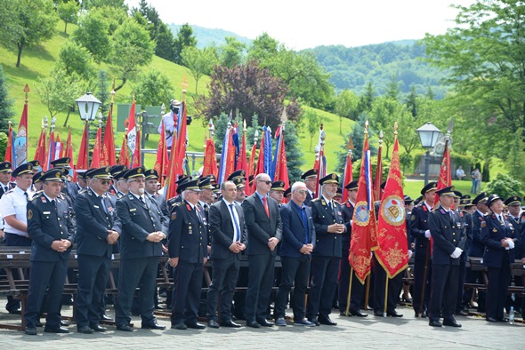 Vatrogasci iz cijele Hrvatske hodočastili u Mariju Bistricu