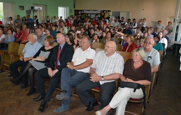 Večer folklora u Hrašćini