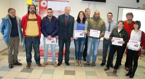 Župan Kolar dodijelio zahvalnice volonterima Crvenog križa za pomaganje izbjeglicama